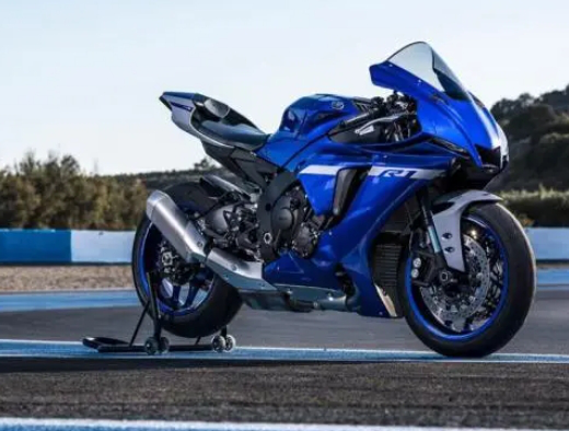 Yamaha phát hành 2025 R1 và R1M, với các cánh lướt gió bằng sợi carbon, tăng cấp sốc và phanh